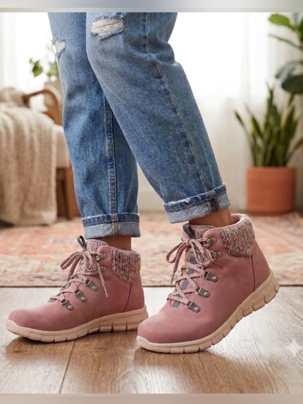 Skechers Memory Foam Pink Ankle Hiking Boots Knit Collar